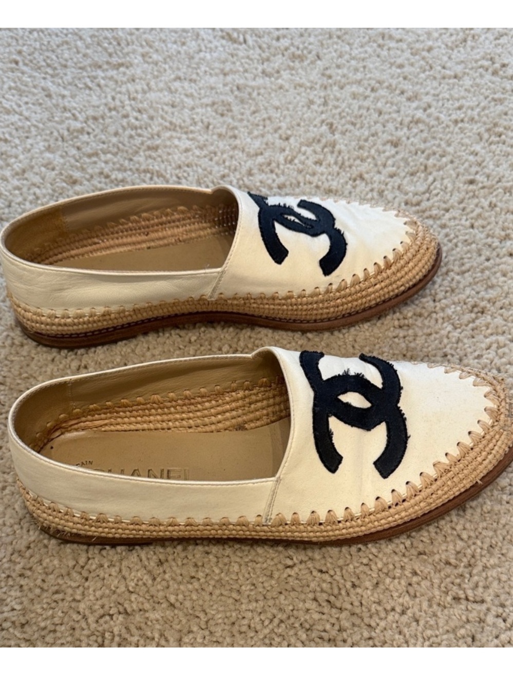 Chanel Cream Raffia/Lambskin Espadrille Flats with Black CC Logo